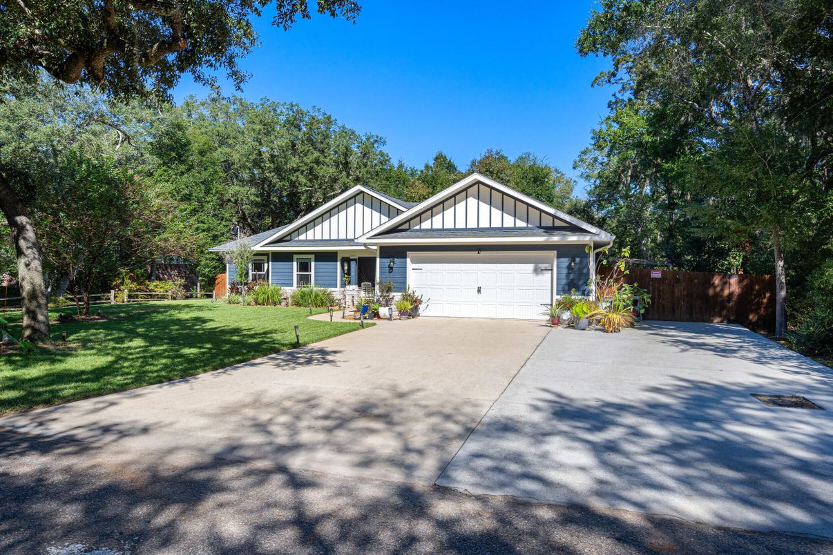 Attached, Backyard, Exterior, Facade, Ranch