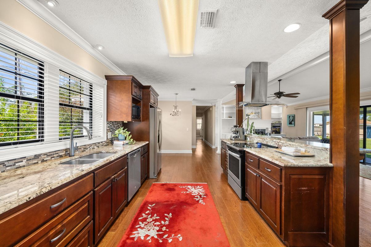 Interior, Kitchen, Recessed Lighting, Wood Texture Flooring