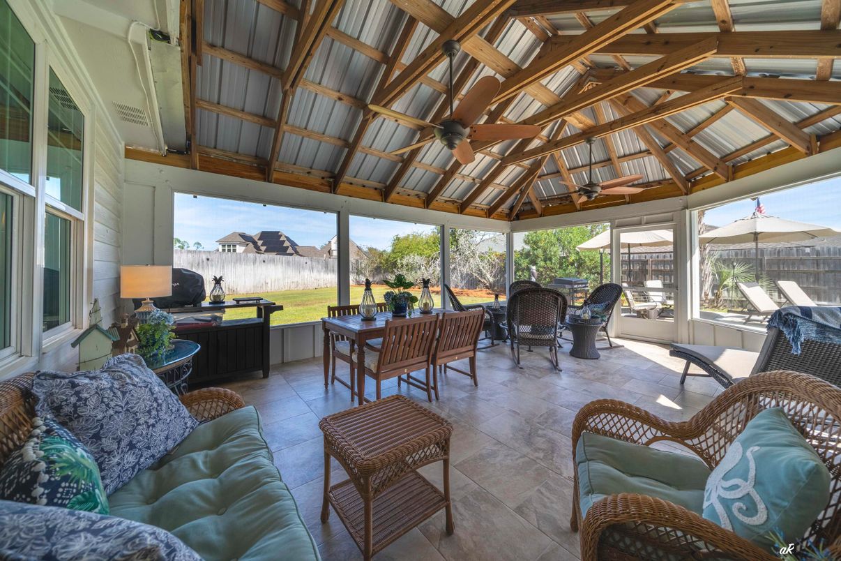 Dining room, Interior, Living room, Sun Room, Wooden Beams