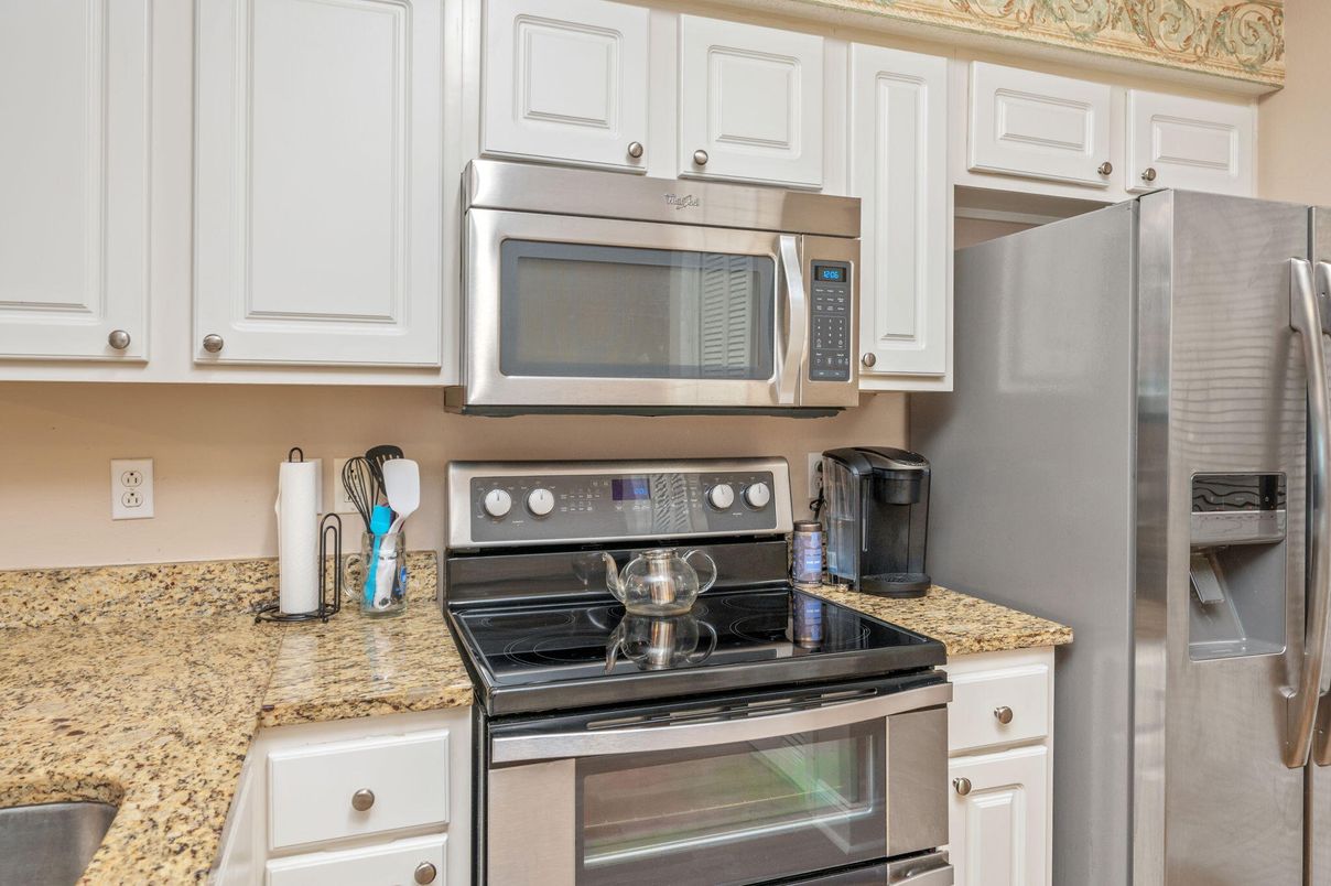 Interior, Kitchen, Stainless Steel Appliances