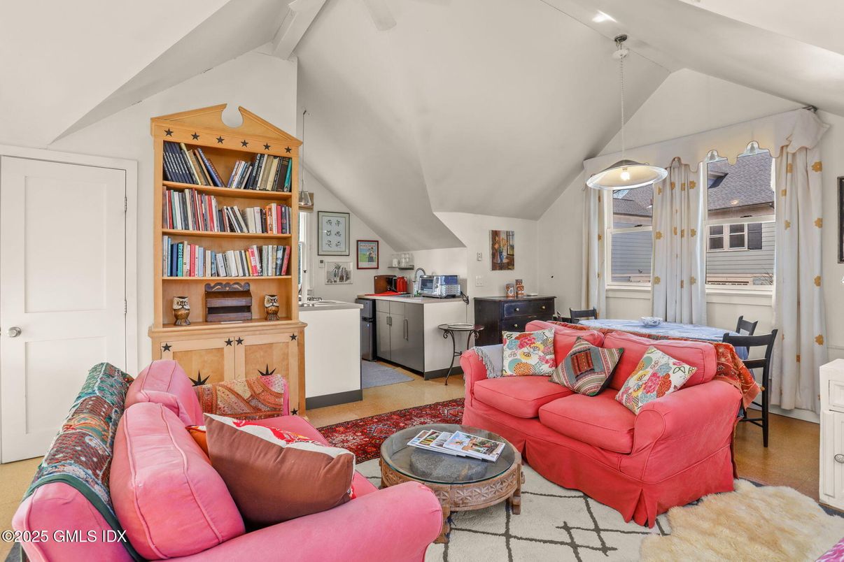 Dining room, Interior, Kitchen, Living room, Pendant Lights