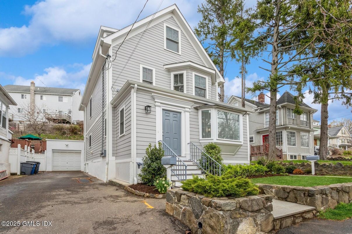 Attached, Detached Garage, Exterior, Facade, Queen Anne Victorian