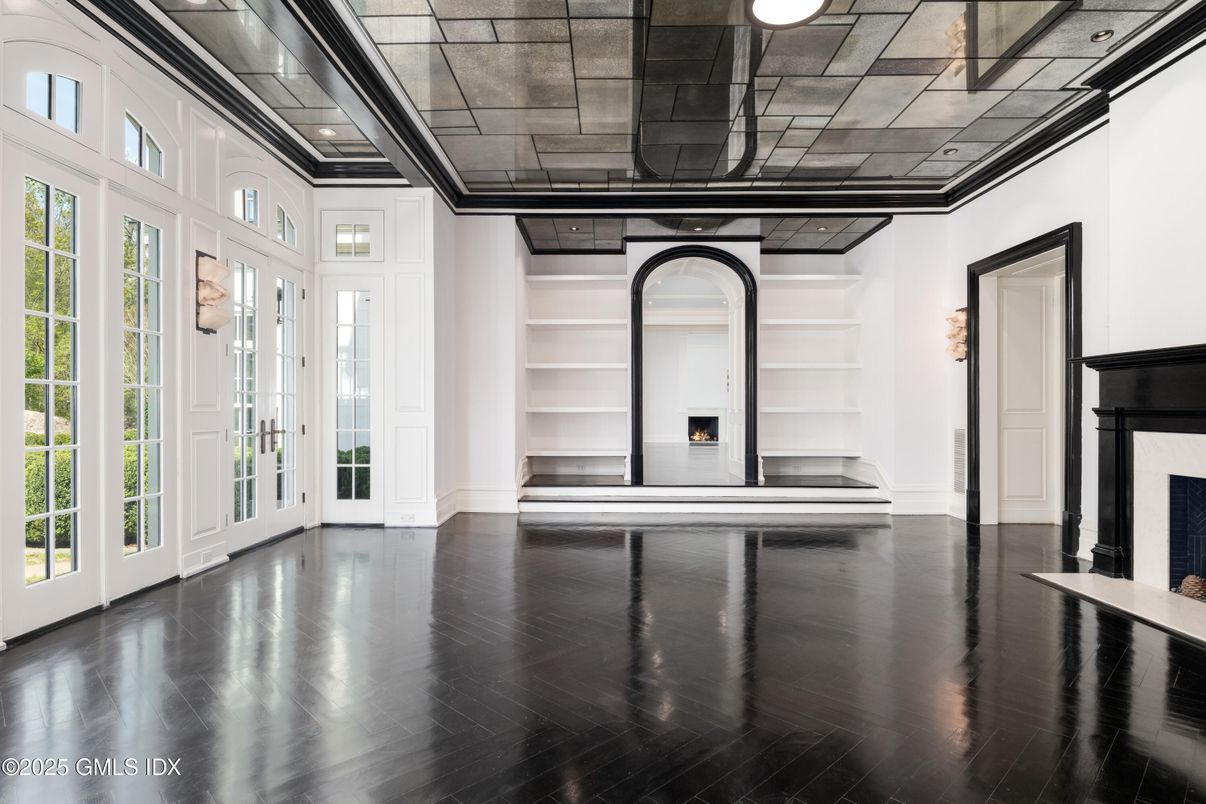 Empty room, Fireplace, Interior, Wood Texture Flooring