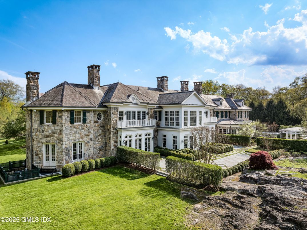 Backyard, Exterior, Facade, French Provincial
