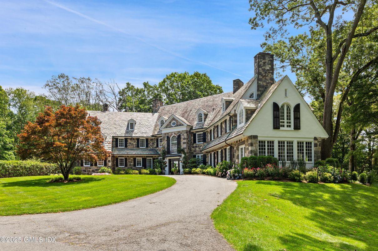 Backyard, Exterior, Facade, Farmhouse