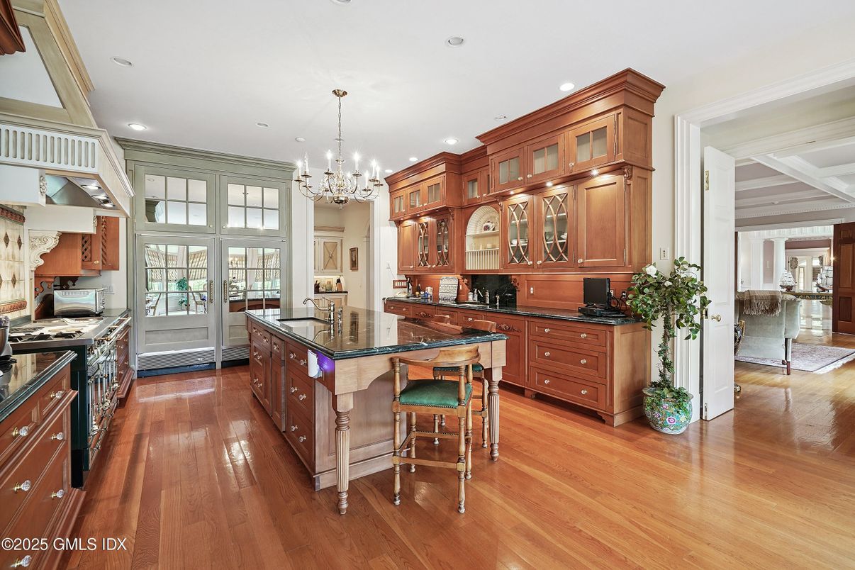 Chandelier, Interior, Kitchen, Recessed Lighting, Wood Texture Flooring