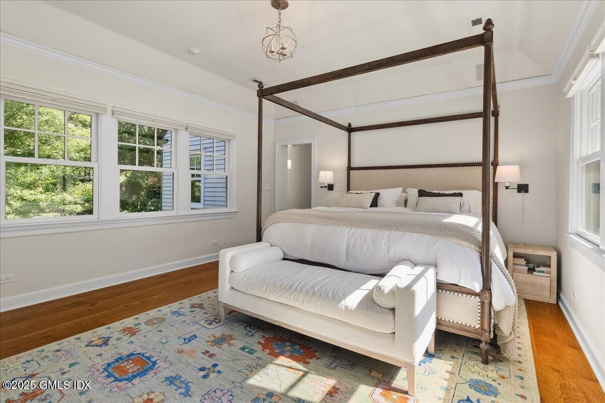 Bedroom, Interior, Pendant Lights, Wood Texture Flooring