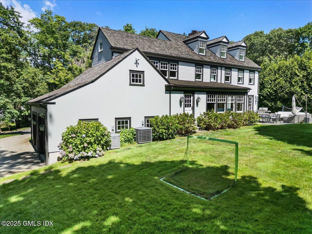 Backyard, Exterior, Facade, Farmhouse