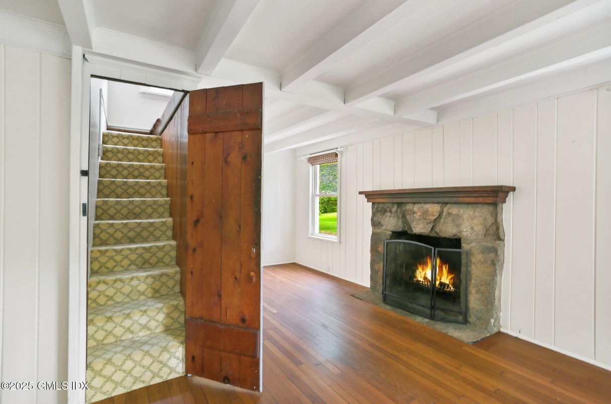 Empty room, Fireplace, Interior, Wood Texture Flooring