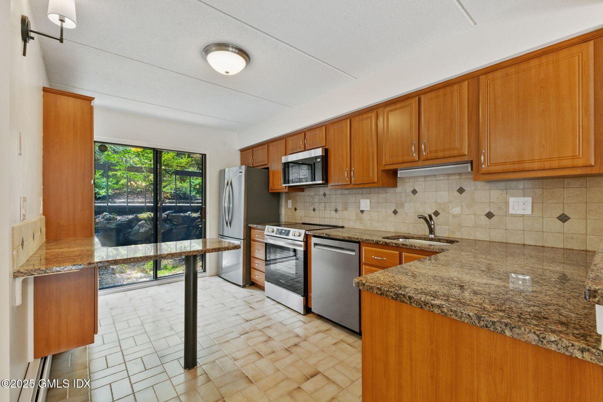 Interior, Kitchen, Stainless Steel Appliances
