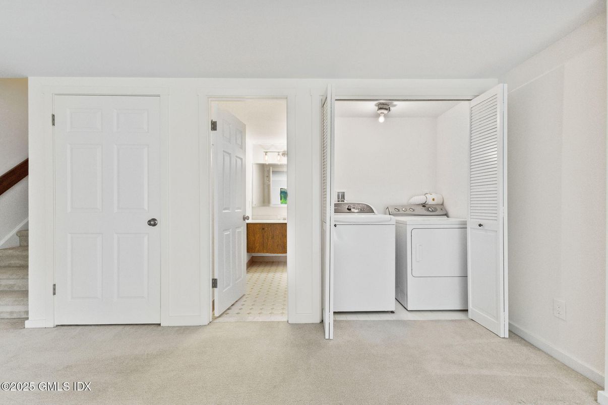 Interior, Utility Closets, Washer