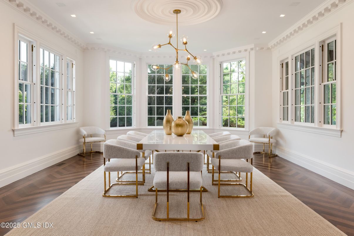 Dining room, Interior, Pendant Lights, Recessed Lighting, Wood Texture Flooring