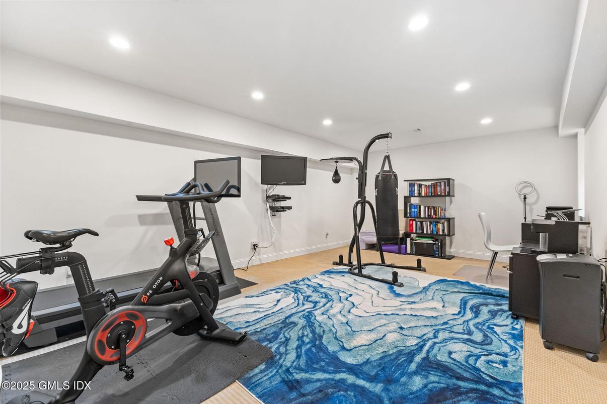 Fitness Equipment, Home Office, Interior, Recessed Lighting, Wood Texture Flooring