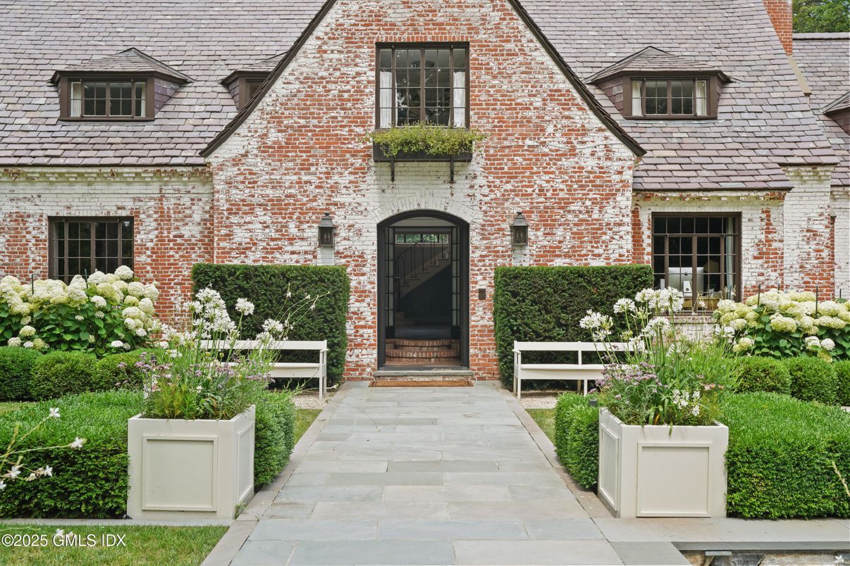 DE Listing image placeholder