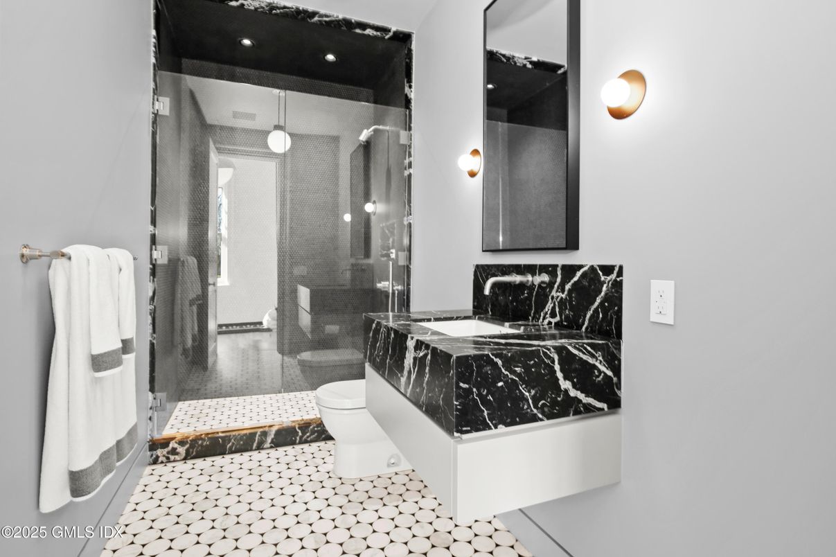 Bathroom, Glass Shower, Interior, Pendant Lights, Recessed Lighting