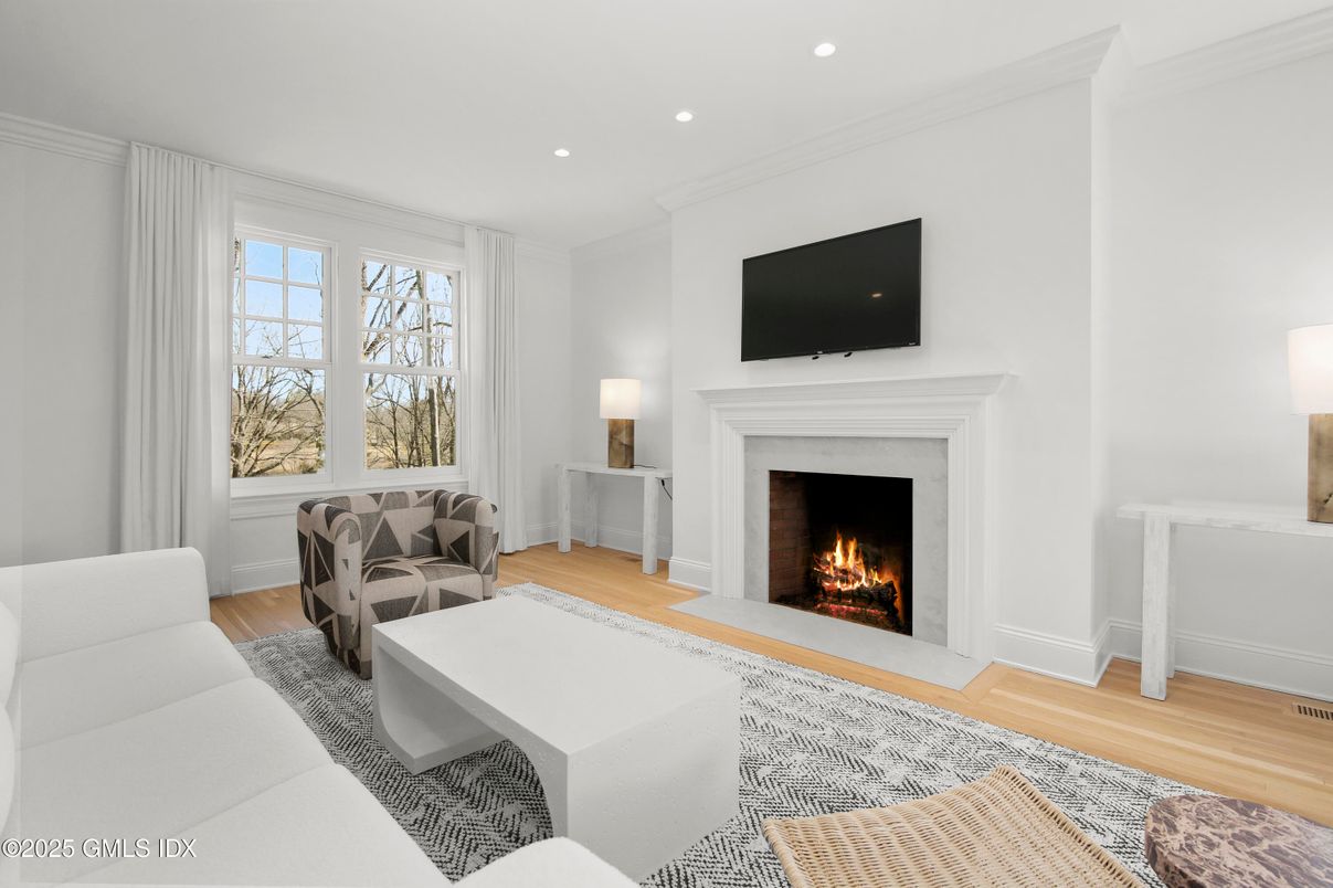 Fireplace, Interior, Living room, Recessed Lighting, Wood Texture Flooring