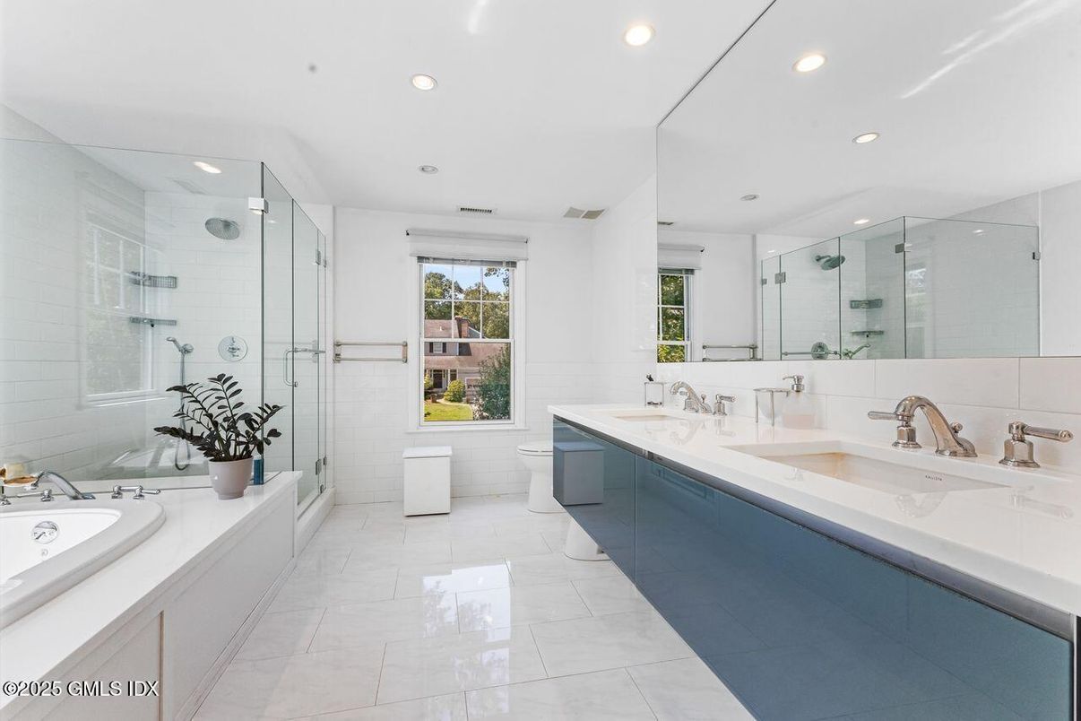 Bathroom, Dual Sink Vanities, Glass Shower, Interior, Recessed Lighting