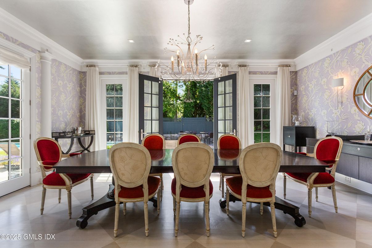 Chandelier, Dining room, Interior, Recessed Lighting