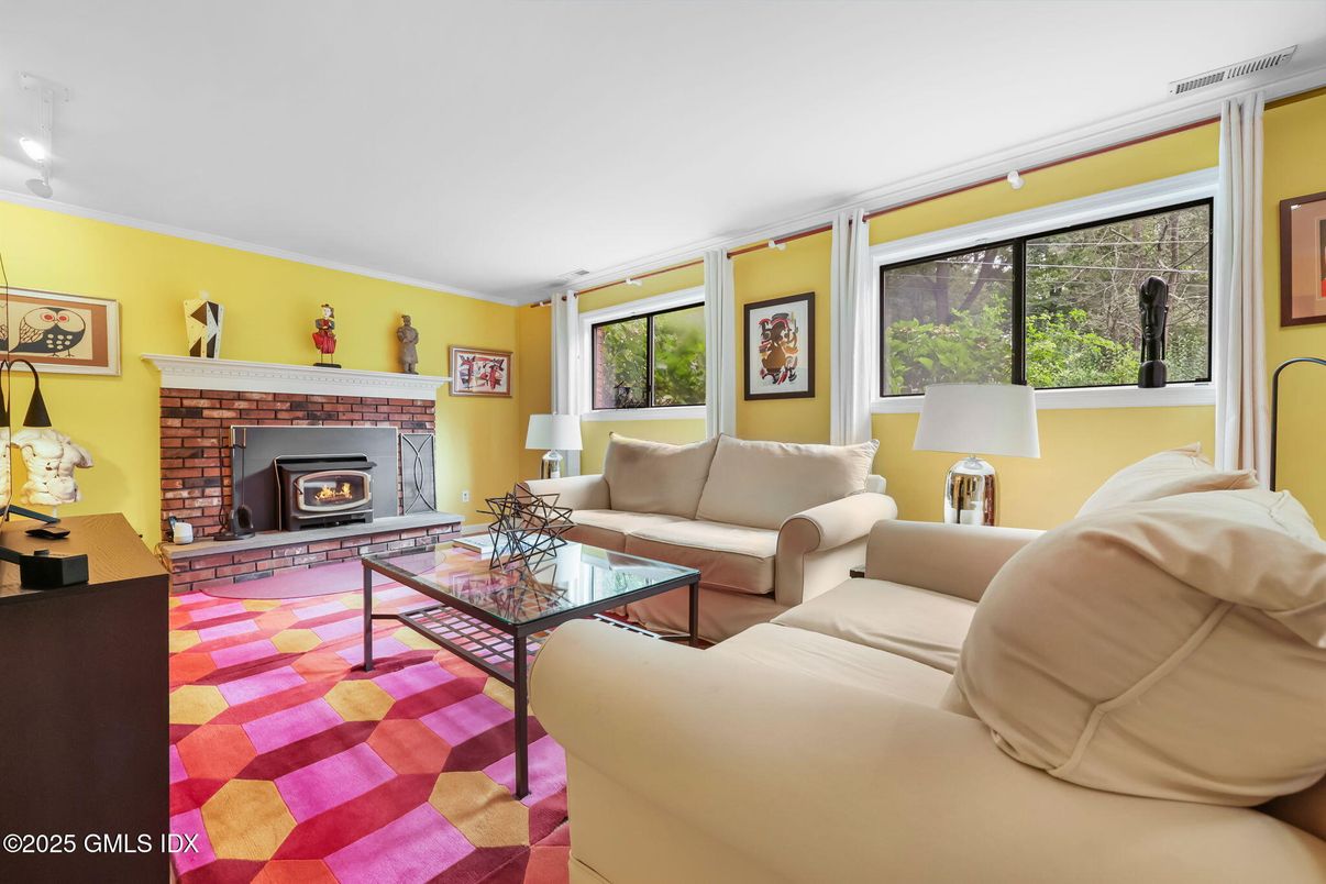 Fireplace, Interior, Living room