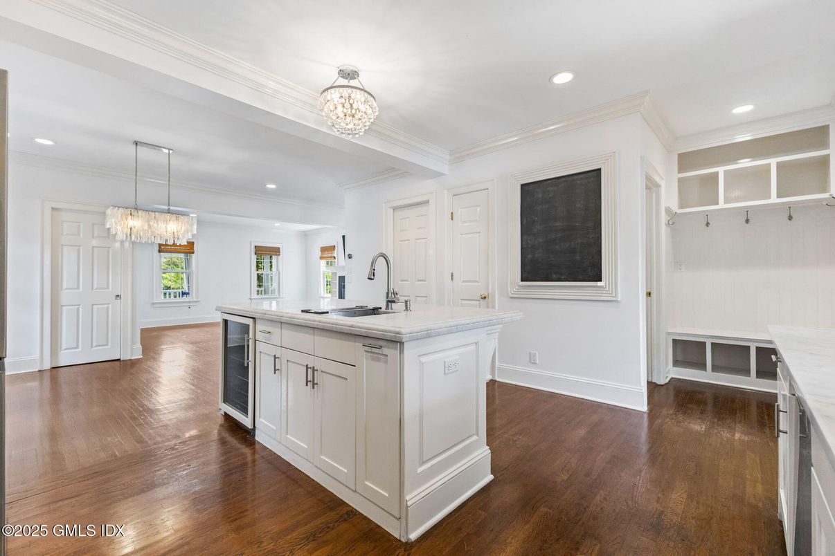 Chandelier, Interior, Kitchen, Pendant Lights, Recessed Lighting, Wood Texture Flooring