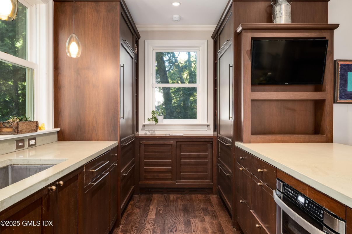 Interior, Kitchen, Pendant Lights, Recessed Lighting, Wood Texture Flooring
