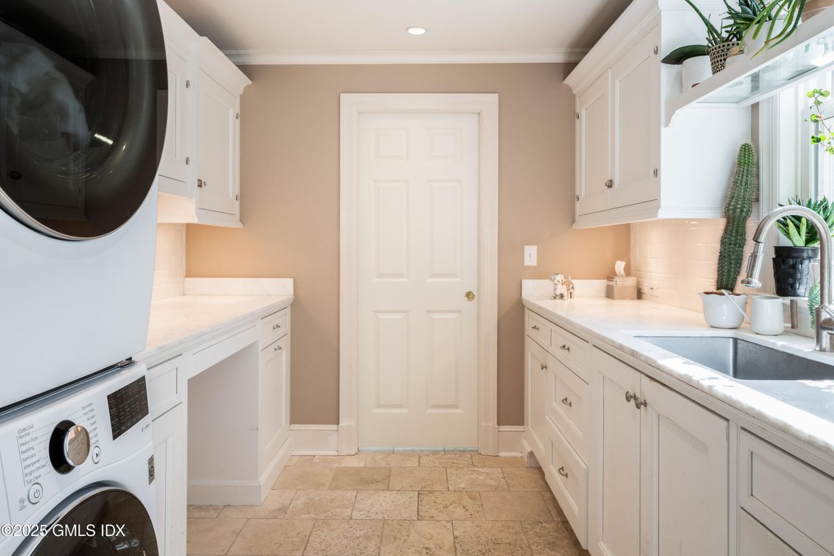 Interior, Recessed Lighting, Washer