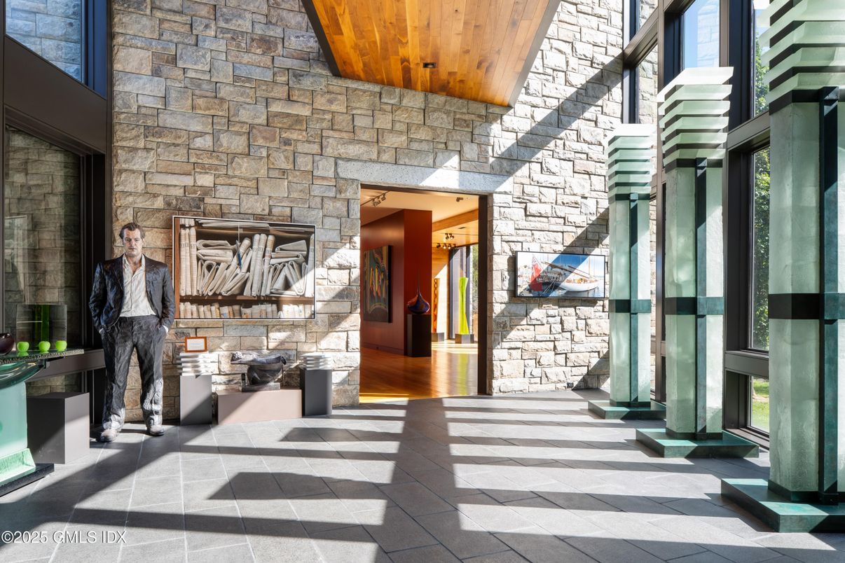 Exterior, Stone Walls