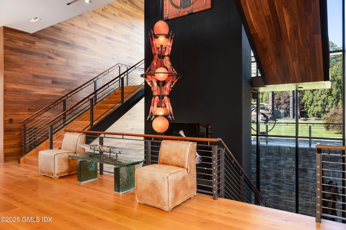 Interior, Recessed Lighting, Wood Texture Flooring, Wooden Walls