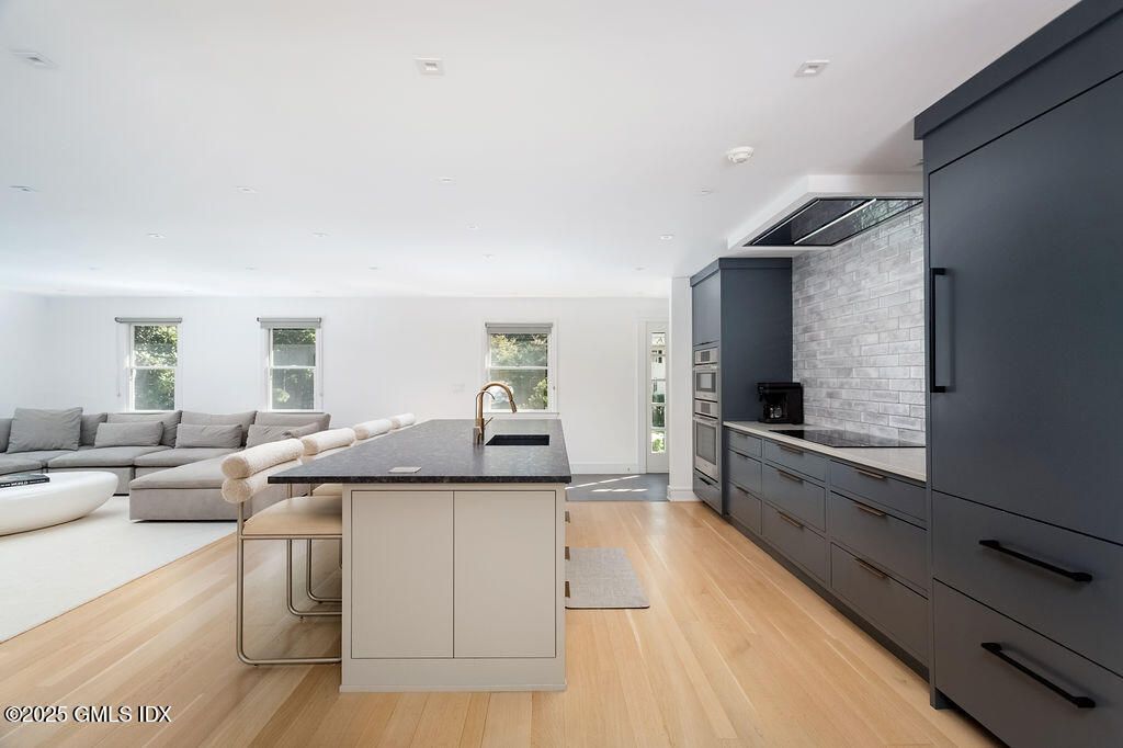 Interior, Kitchen, Living room, Recessed Lighting, Wood Texture Flooring