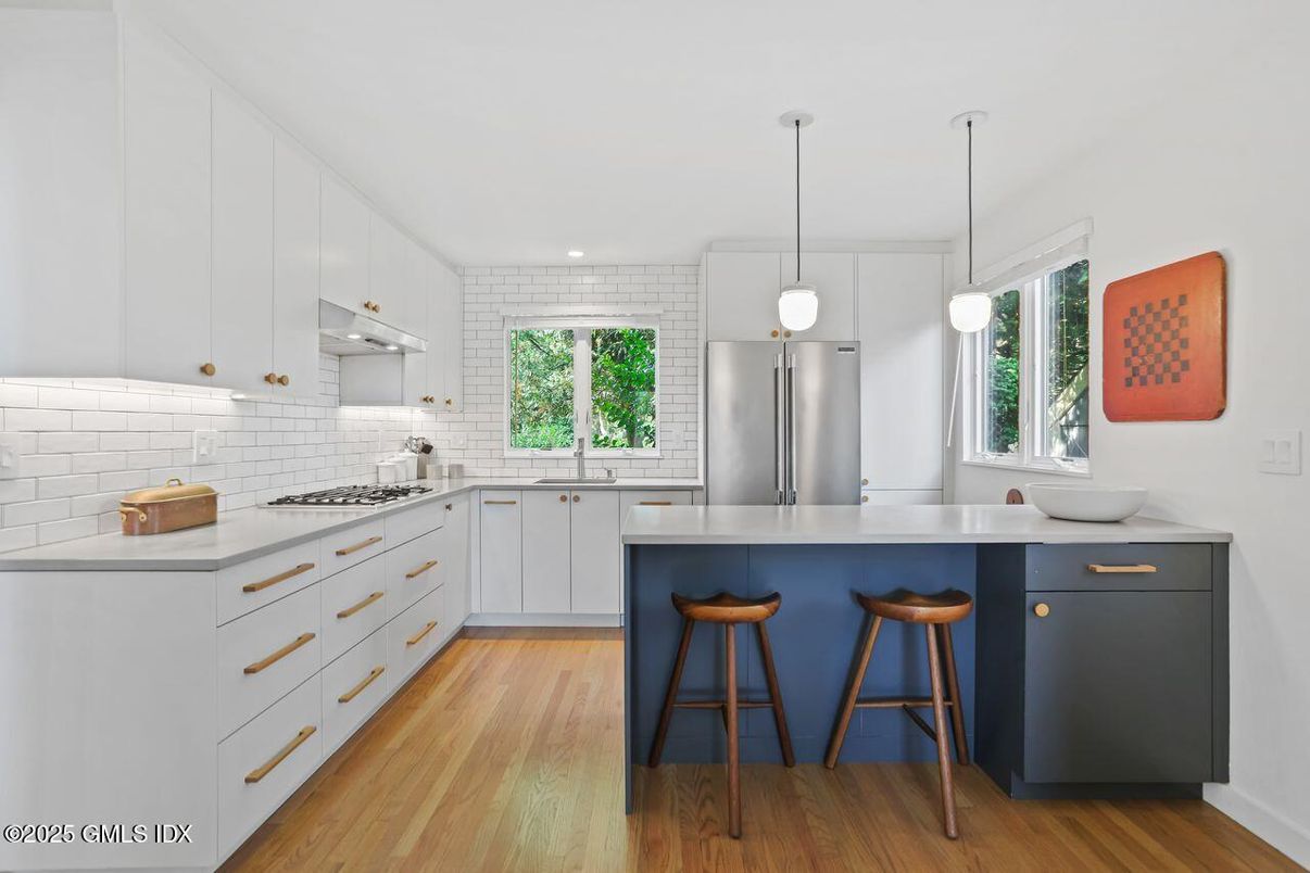 Interior, Kitchen, Pendant Lights, Recessed Lighting, Wood Texture Flooring