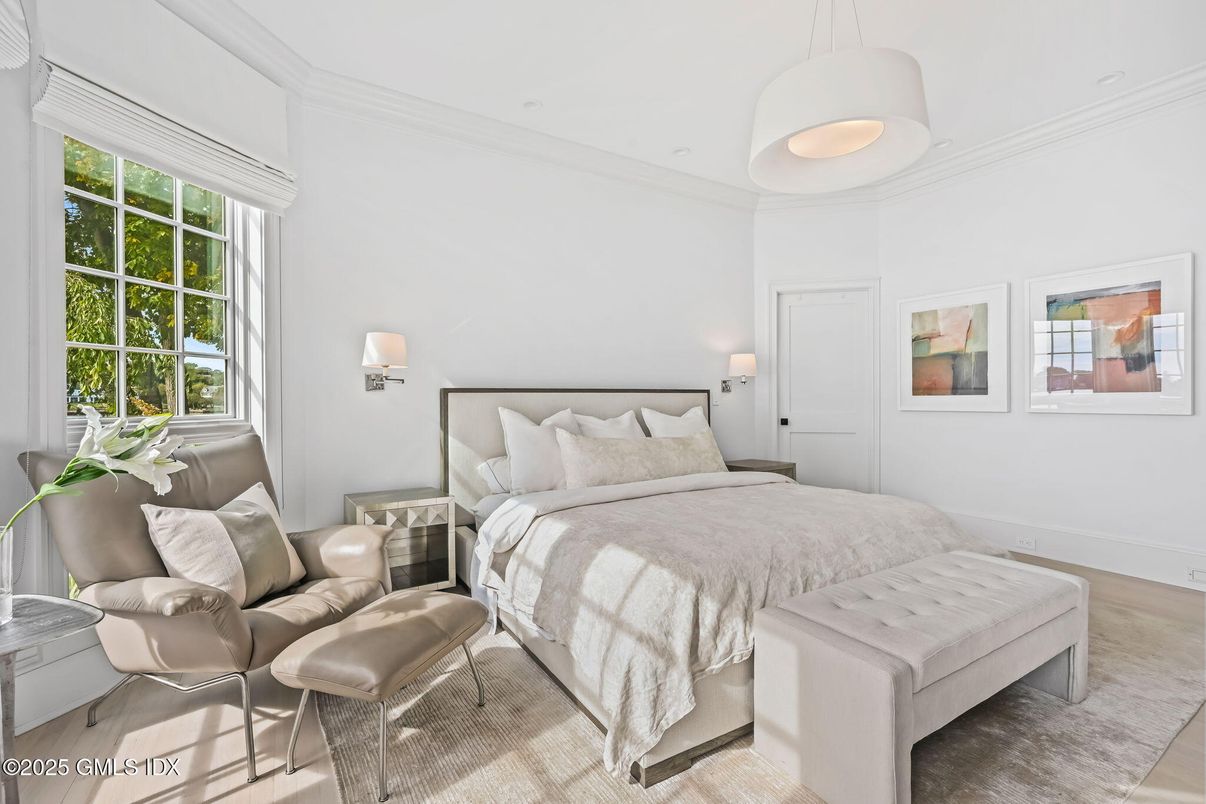 Bedroom, Interior, Pendant Lights