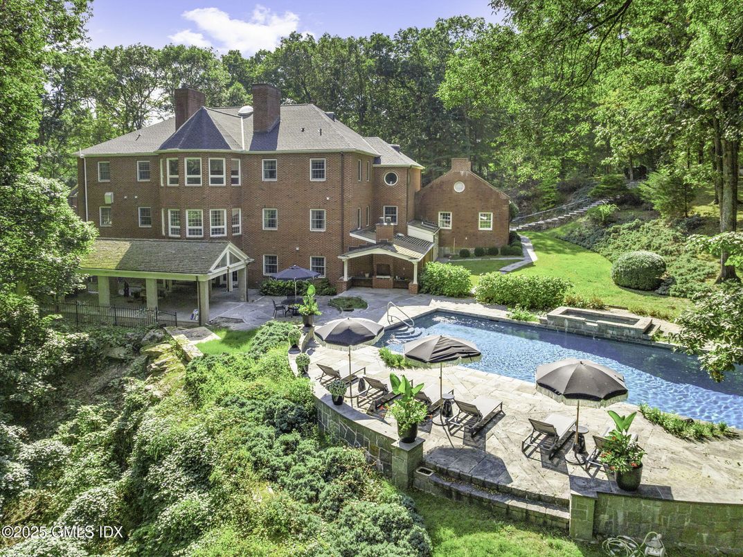 Backyard, Exterior, Pool