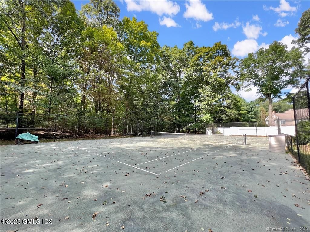 Exterior, Tennis Courts