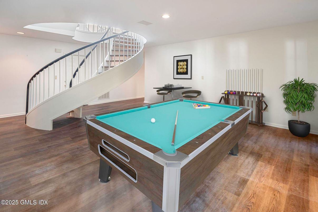 Billiard Table, Game Room, Interior, Recessed Lighting, Wood Texture Flooring
