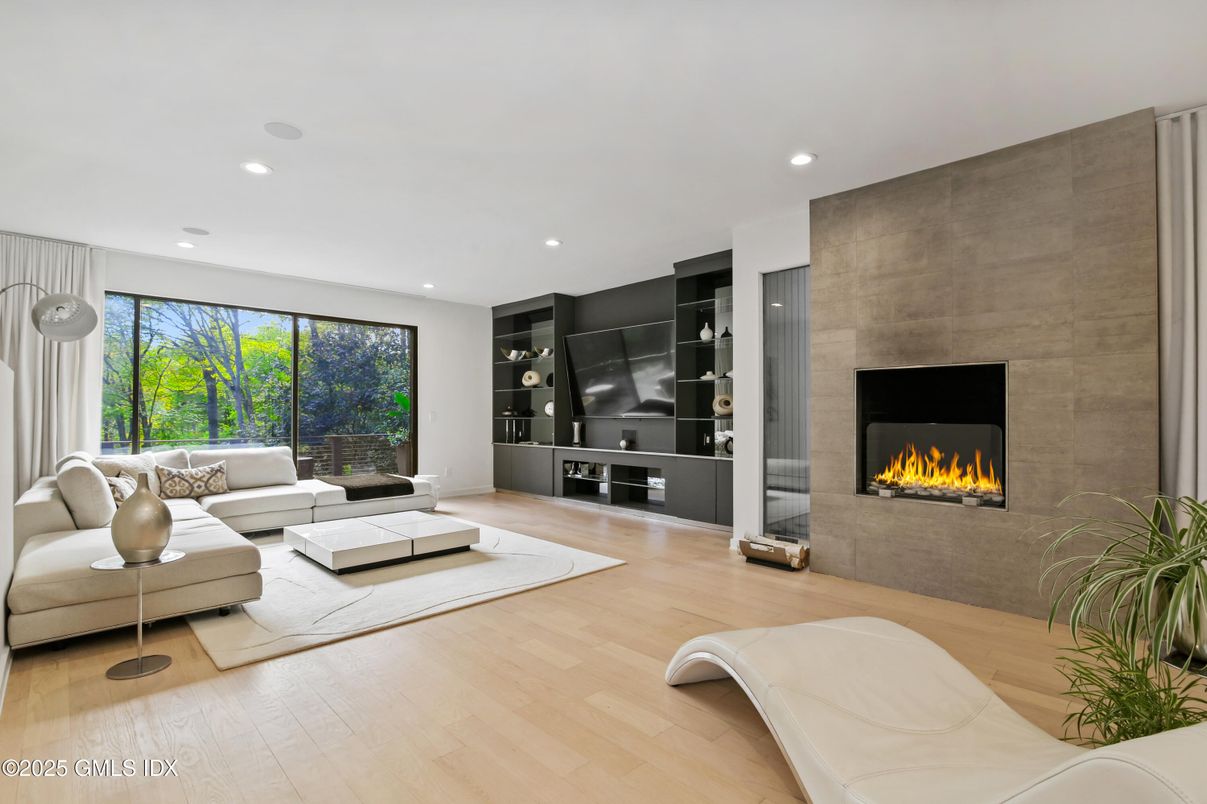 Fireplace, Interior, Living room, Recessed Lighting, Wood Texture Flooring