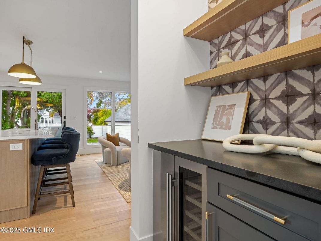 Interior, Pendant Lights, Recessed Lighting, Wood Texture Flooring