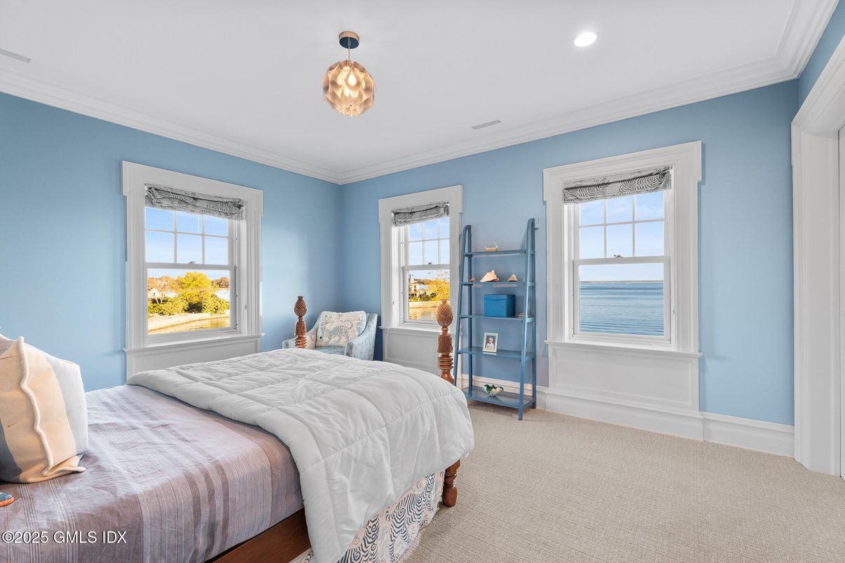 Bedroom, Interior, Recessed Lighting, Water