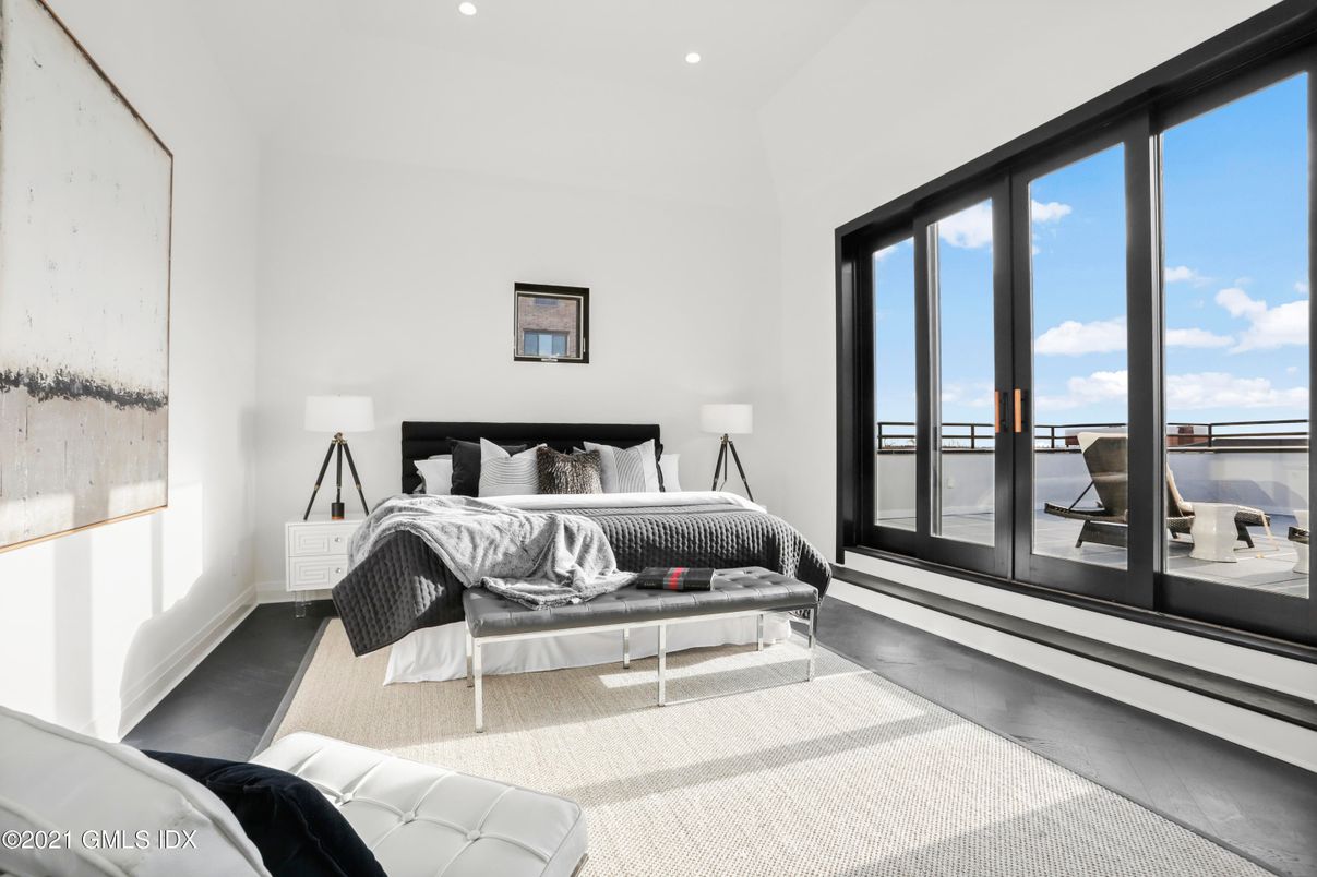 Bedroom, Interior, Recessed Lighting, Water