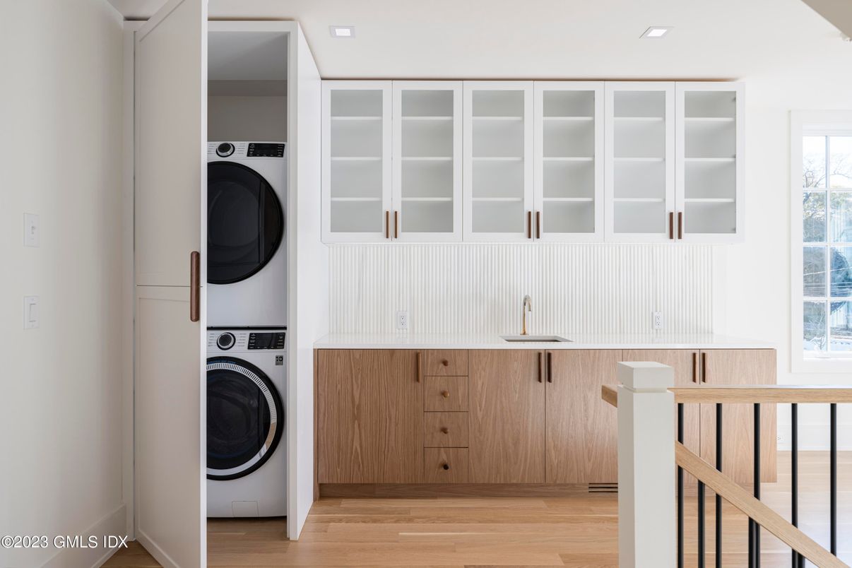 DE Listing image placeholder