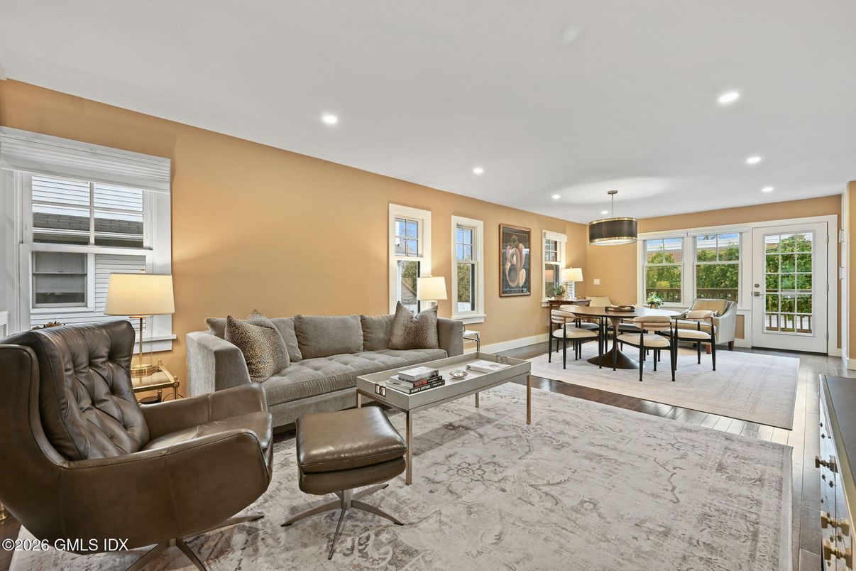 Dining room, Interior, Living room, Pendant Lights, Recessed Lighting, Wood Texture Flooring