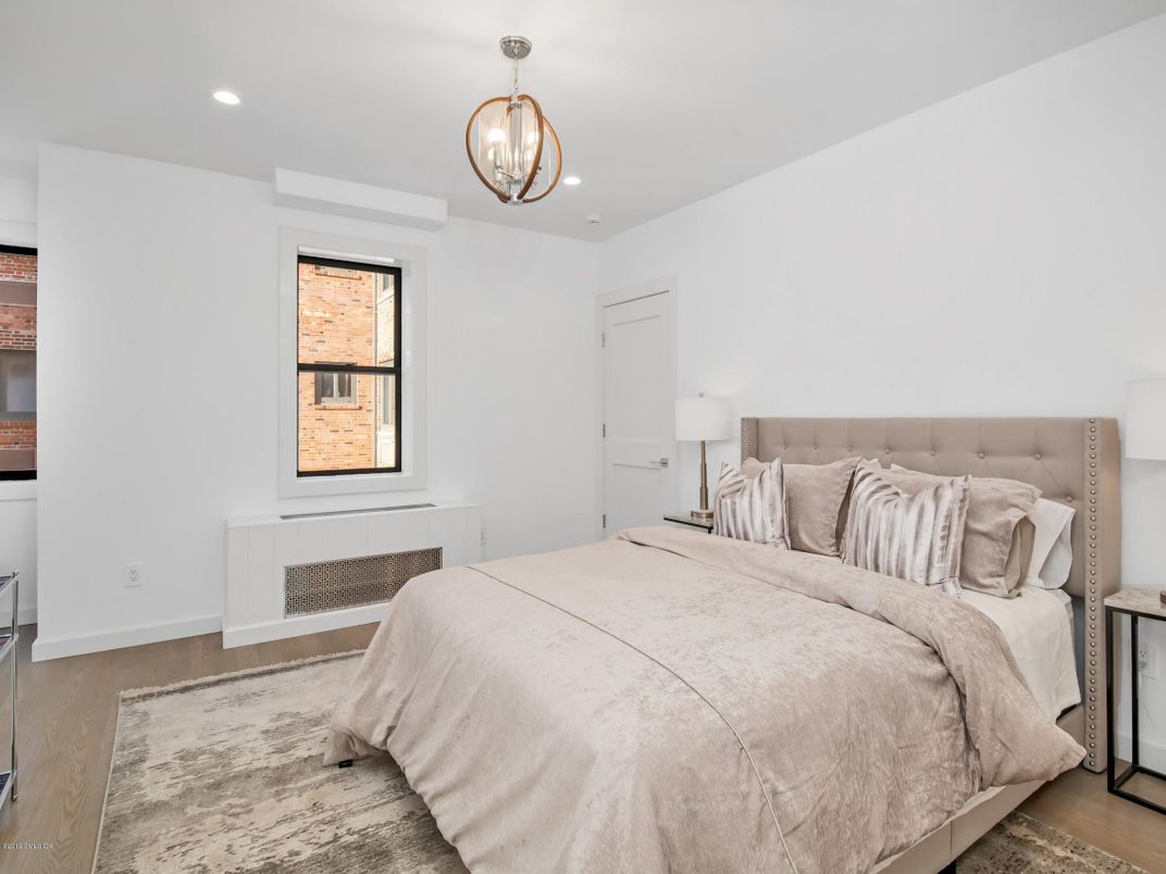 Bedroom, Interior, Pendant Lights, Recessed Lighting, Wood Texture Flooring