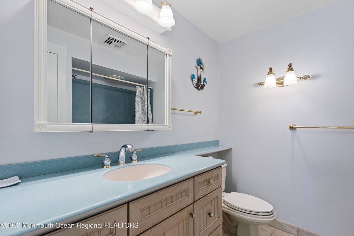 Bathroom, Interior