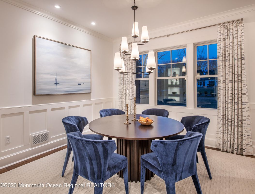 Dining room, Interior, Pendant Lights, Recessed Lighting