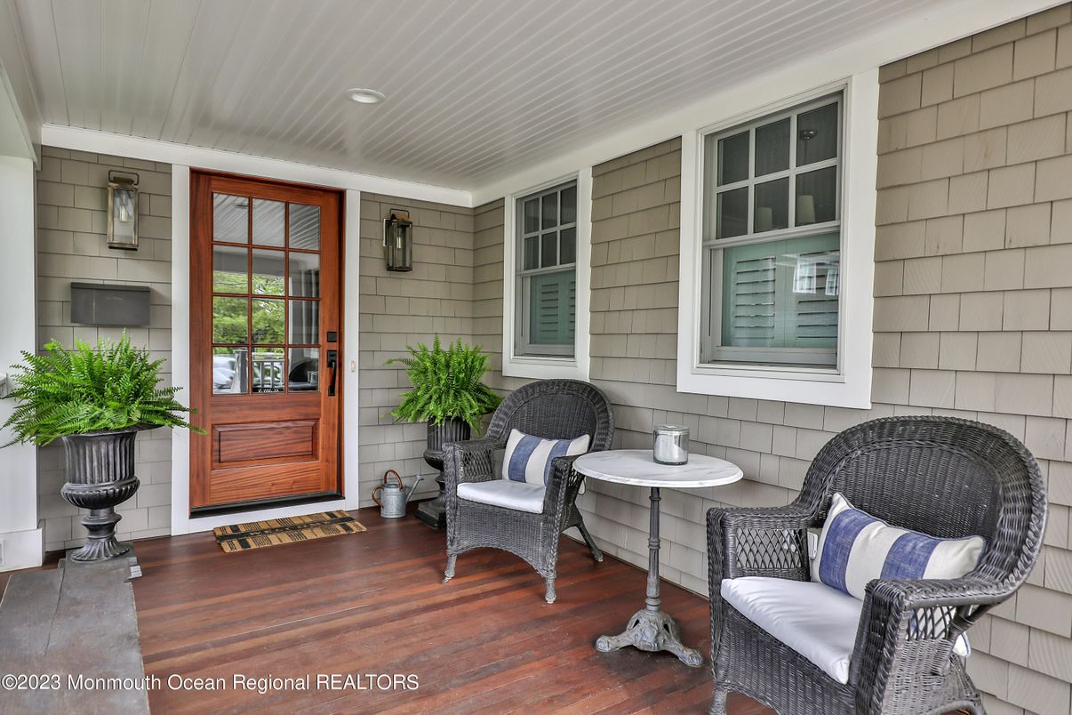 Exterior, Wood Texture Flooring