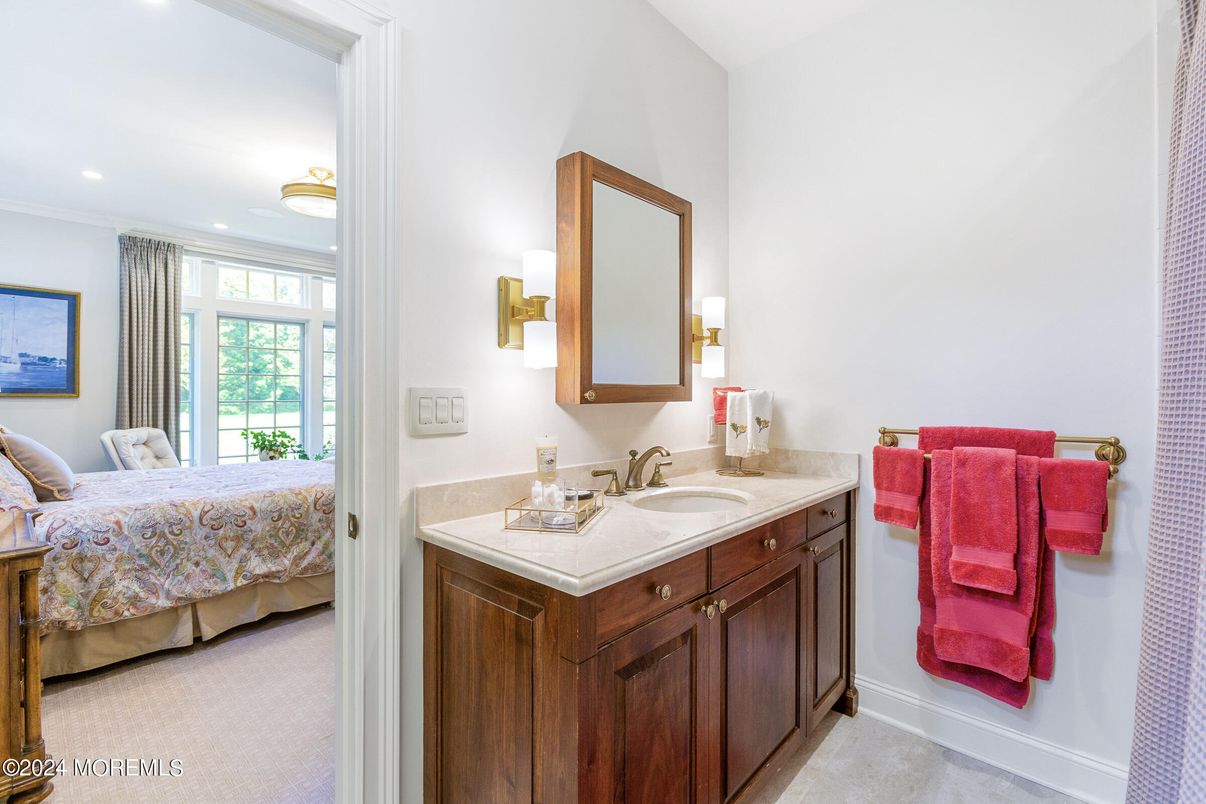Bathroom, Bedroom, Interior, Recessed Lighting