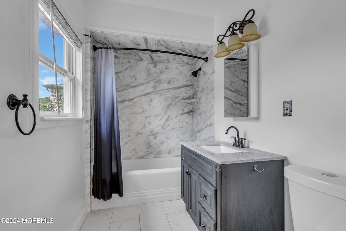 Bathroom, Interior, Marble, Marble Walls