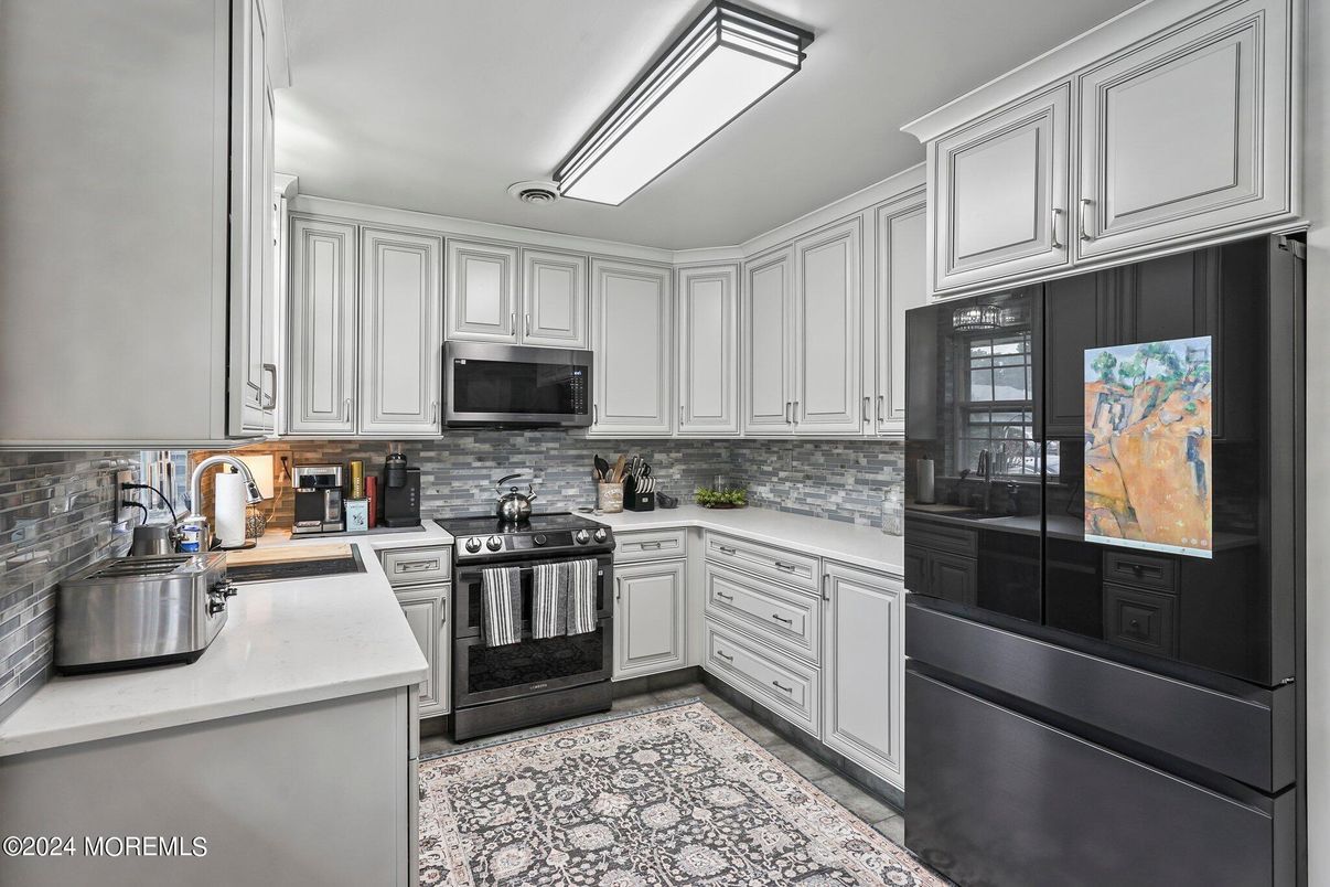 Interior, Kitchen, Stainless Steel Appliances