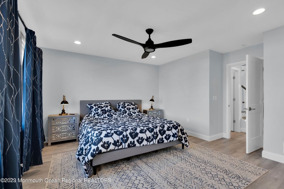 Bedroom, Interior, Recessed Lighting, Wood Texture Flooring