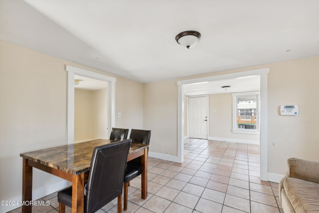 Dining room, Interior