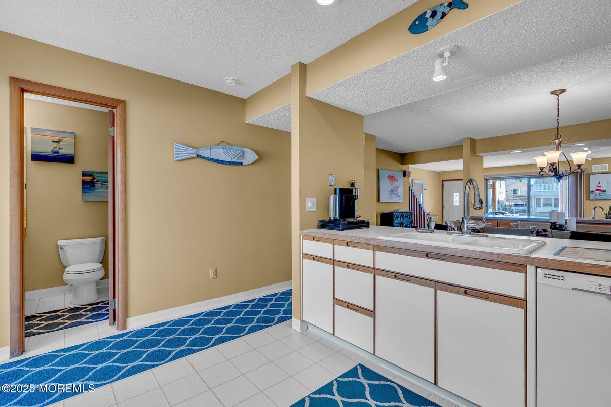 Chandelier, Interior, Kitchen, Recessed Lighting
